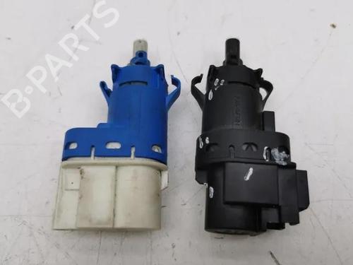 Used Electronic sensor VOLVO V70 II (285) D5 (163 hp) 28841277