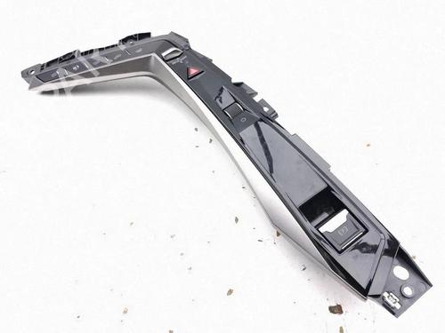 Used Switch Switch PEUGEOT 5008 III (KA_, KB_, KC_) e-210 (213 hp) 39939677 39939677