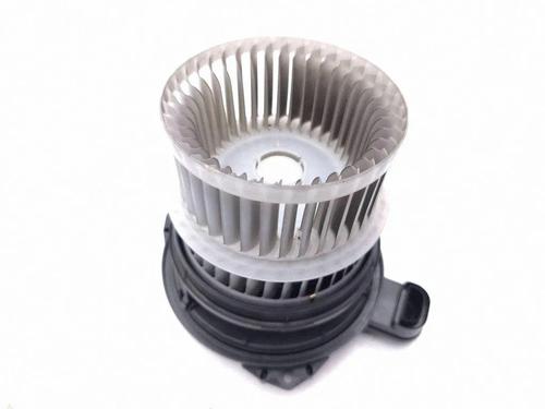 Ventilator motor Ventilator motor TOYOTA COROLLA Estate (_E21_) 1.8 Hybrid (ZWE211) (98 hp) 37522244 37522244
