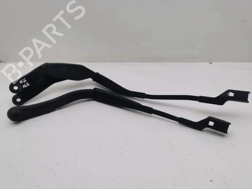 Used Rear windshield wiper arm Rear windshield wiper arm 36208574 36208574