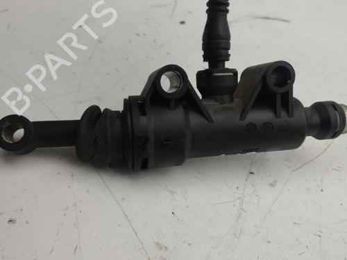 Clutch slave cylinder MERCEDES-BENZ C-CLASS (W203) C 200 CDI (203.007) | BP28892685M113