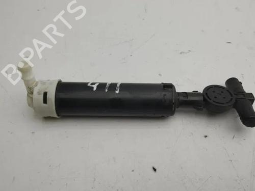 Used Headlight washer MITSUBISHI OUTLANDER II (CW_W) 2.2 DI-D 4WD (156 hp) 28847688