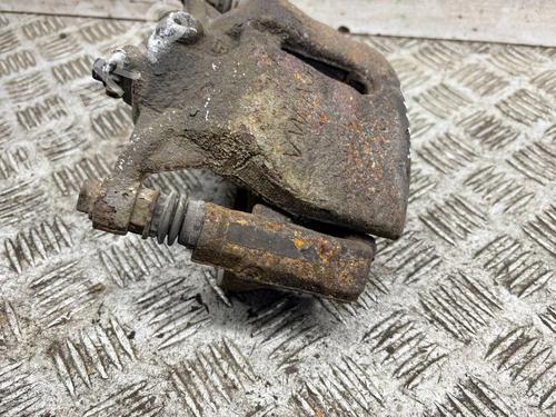Left front brake caliper SEAT ATECA (KH7, KHP) 1.6 TDI | BP32692618M105 - Image 3