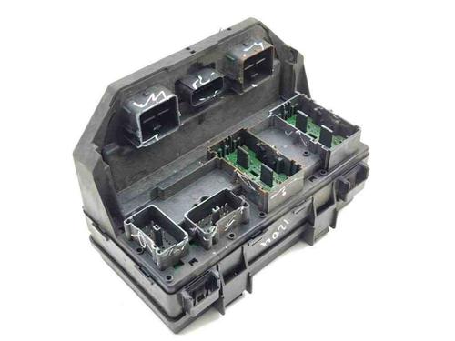 Used Fuse box CHRYSLER GRAND VOYAGER V (RT) 2.8 CRD (163 hp) 28878539