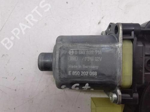 Right front window motor VW GOLF VIII (CD1, DA1) 1.5 TSI | BP38279151E20 - Image 6