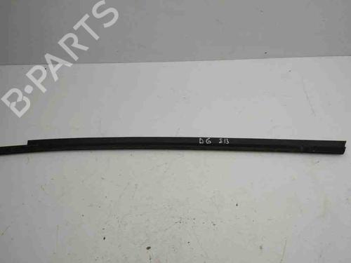 Dørliste TESLA MODEL S (5YJS) 60 | BP28900717C150 