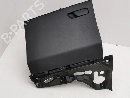 Handskerum AUDI A1 Sportback (8XA, 8XF) 1.0 TFSI (95 hp) 28863057