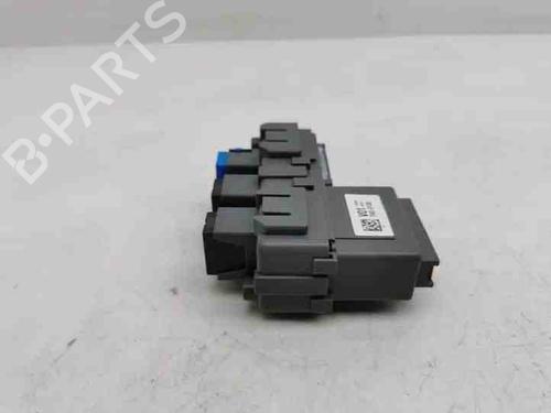 Fuse box HONDA CR-V II (RD_) 2.2 CTDi (RD9) | BP28854982E1