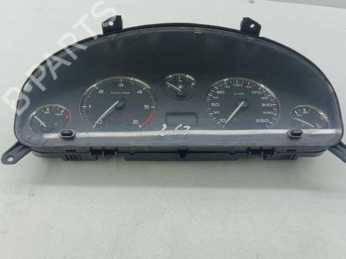 Used Instrument cluster PEUGEOT 406 Coupe (8C) 2.2 HDI (133 hp) 28888162