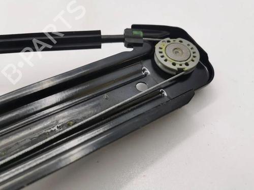 Rudehejsemekanisme venstre bagtil SEAT ATECA (KH7, KHP) 1.5 TSI | BP28904333C24  - Image 9