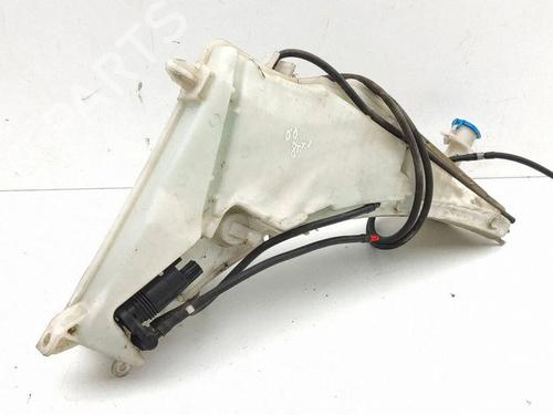 Used Windscreen washer tank Windscreen washer tank 37513153 37513153