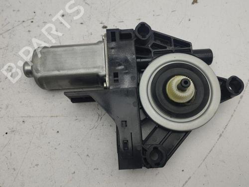 Used Left front window motor VOLVO XC60 I SUV (156) D5 (215 hp) 28900544