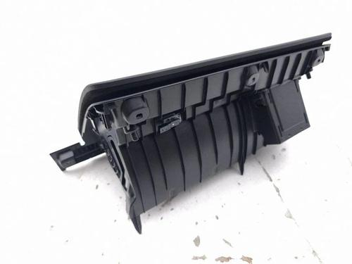 Glove box VW PASSAT B9 Variant (CJ5) 1.5 TSI eHybrid | BP39050523C95 - Image 3