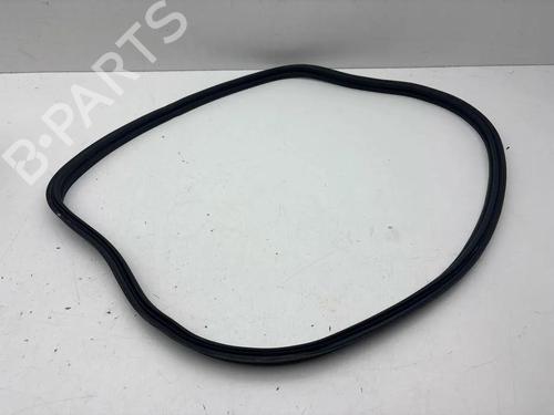 Used Rubber door seal TOYOTA GT 86 Coupe (ZN6_) 2.0 (ZN6AC_, ZN6BC_, ZN6K) (200 hp) 32157275