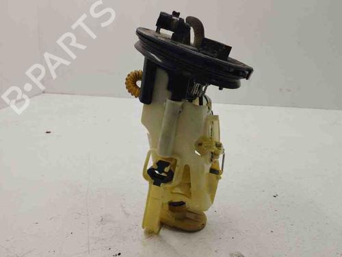 Used Fuel pump BMW 3 (E46) 320 d (136 hp) 28893136