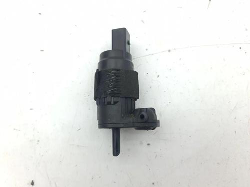 Used Windscreen washer tank Windscreen washer tank 33916338 33916338