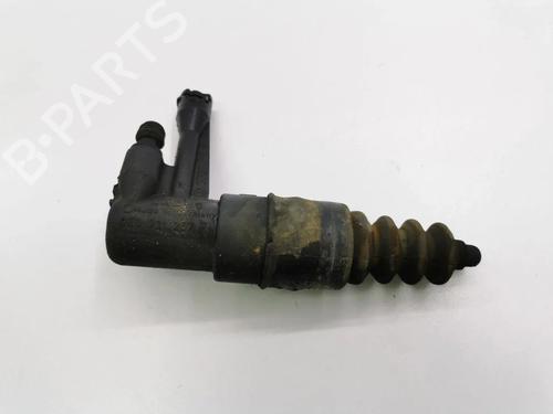 Used Clutch slave cylinder Clutch slave cylinder 33258295 33258295