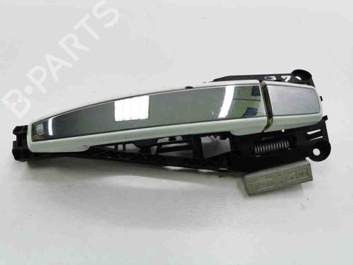 Used Rear right exterior door handle CHEVROLET TRAX 1.7 TD AWD (131 hp) 28903582