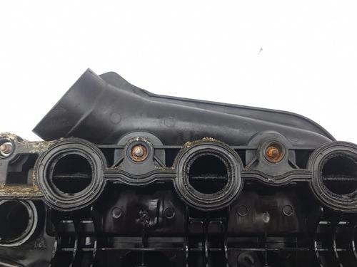 Valve cover LAND ROVER RANGE ROVER SPORT I (L320) 2.7 D 4x4 | BP28872564M124 