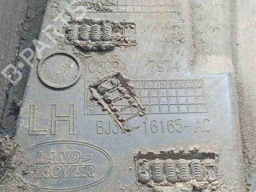 Rear left wheel arch trim LAND ROVER RANGE ROVER EVOQUE (L538) 2.2 D 4x4 | BP28906154C136