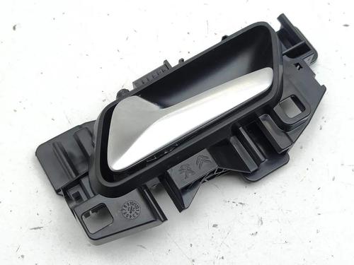 Used Front left interior door handle Front left interior door handle 33915298 33915298