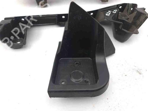 Rear bumper bracket RENAULT MEGANE IV Grandtour (K9A/M/N_) 1.2 TCe 130 (K9MR) | BP28880300C159