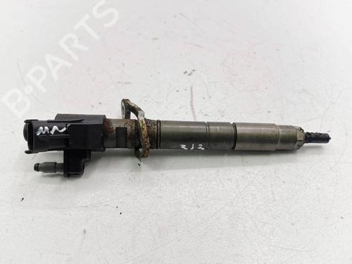 Used Injector VOLVO V60 I (155) D3 / D4 (163 hp) 28889417