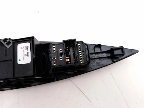 Right front window switch NISSAN LEAF (ZE1) Electric | BP33899951I26 - Image 7