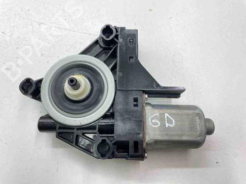Used Right rear window motor VOLVO V60 I (155) 1.6 DRIVe (114 hp) 28890352