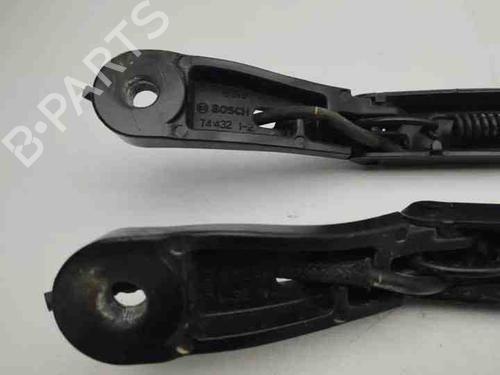 Front windshield wiper arm PEUGEOT 3008 II SUV (MC_, MR_, MJ_, M4_) 1.6 BlueHDi 120 | BP28863331C143