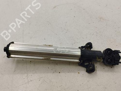 Used Headlight washer VOLVO V60 I (155) D3 / D4 (163 hp) 28848555