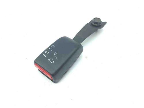 Used Seat buckle MITSUBISHI PAJERO IV (V8_W, V9_W) 3.2 DI-D (V88W, V98W) (160 hp) 28881383