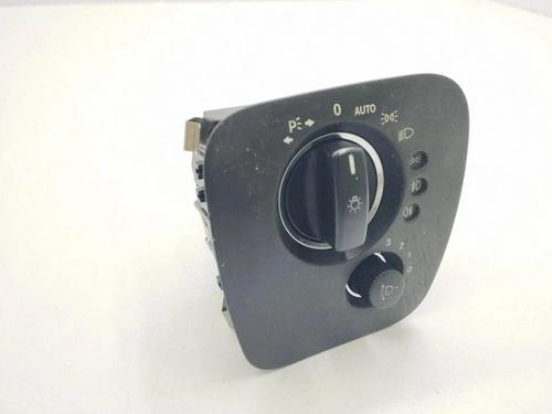 Used Control unit Control unit MERCEDES-BENZ CLS (C219) CLS 320 CDI (219.322) (224 hp) 40207672 40207672