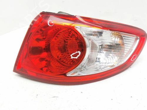 Used Right taillight HYUNDAI SANTA FÉ II (CM) 2.2 CRDi 4x4 (155 hp) 28887004