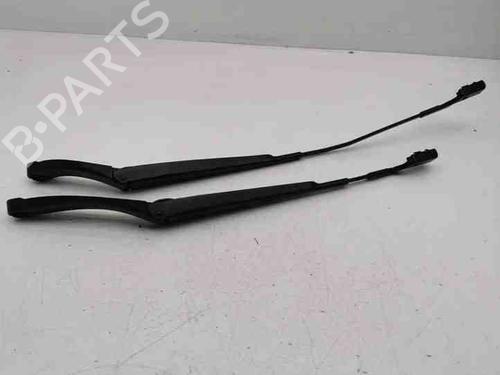 Front windshield wiper arm VW T-ROC (A11, D11) 1.0 TSI | BP28860930C143