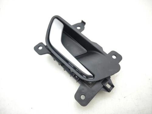 Used Front right interior door handle Front right interior door handle 36061258 36061258