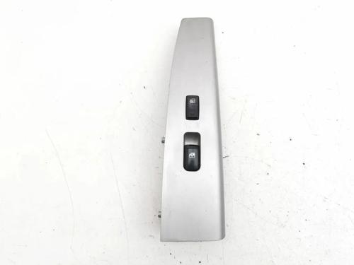 Used Left front window switch Left front window switch 33913512 33913512