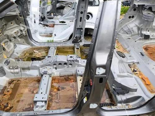 Used Left sideskirt LAND ROVER RANGE ROVER EVOQUE (L538) 2.2 D 4x4 (190 hp) 28859770