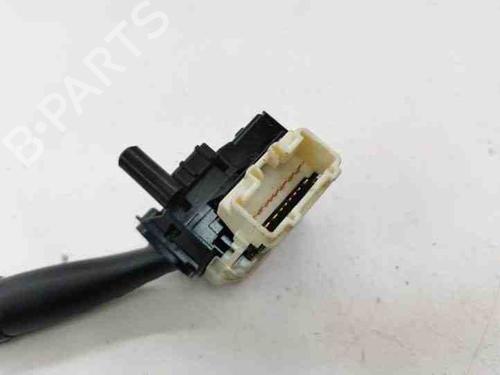 Comutador piscas / escovas TOYOTA COROLLA Verso (_E12_) 2.0 D-4D (CDE120_, CDE120R) | BP28868789I23