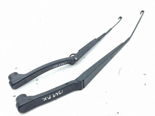Used Front windshield wiper arm Front windshield wiper arm TOYOTA GT 86 Coupe (ZN6_) 2.0 (ZN6AC_, ZN6BC_, ZN6K) (200 hp) 40232664 40232664