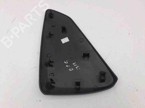 Middle console PEUGEOT 2008 II (UD_, US_, UY_, UJ_, UR_, UC_) 1.2 PureTech 130 (USHNS, URHNS) | BP28879292I22