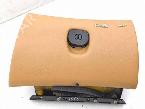 Used Glove box Glove box 39618508 39618508