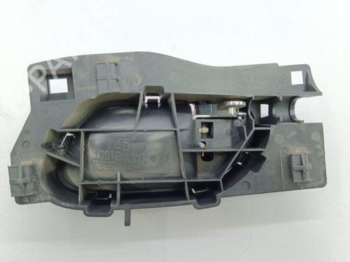 Rear right interior door handle PEUGEOT 407 (6D_) 2.0 HDi 135 (6DRHRH, 6DRHRE, 6DRHRG, 6DRHRJ) | BP28886381I16 