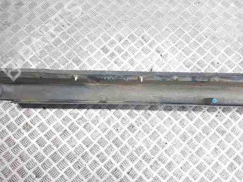 Jupe lateral gauche MITSUBISHI OUTLANDER II (CW_W) 2.2 DI-D 4WD | BP28847675C115