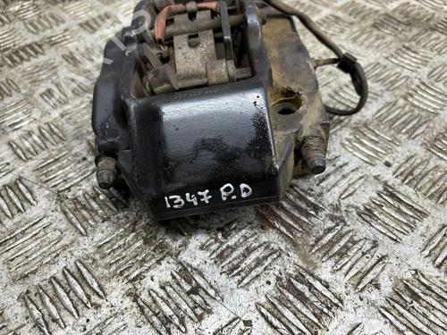 Højre bremsekaliber foran PORSCHE 911 (996) 3.4 Carrera (301 hp) 30731185