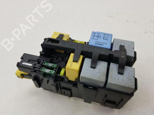 Fuse box CITROËN C4 CACTUS 1.6 HDi 90 | BP38243169E1 - Image 4