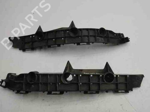 Used Rear bumper bracket TOYOTA C-HR (_X1_) 1.8 Hybrid (ZYX10_, ZYX11_) (98 hp) 28856654
