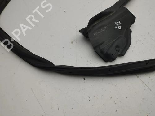 Rubber door seal TESLA MODEL S (5YJS) 60 | BP33908321C142 - Image 4