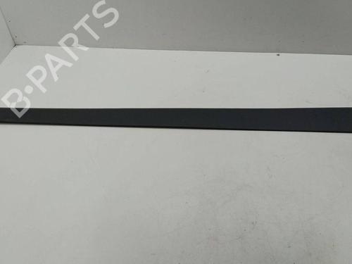 Used Door moulding trim SEAT ARONA (KJ7, KJP) 1.0 TSI (116 hp) 28896530
