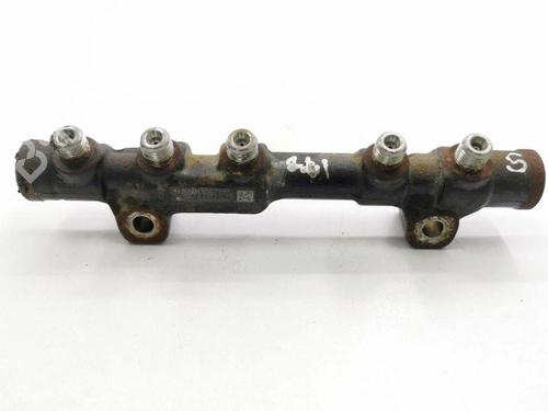 Used Injection rail CITROËN C4 CACTUS 1.6 BlueHDi 100 (99 hp) 28874986